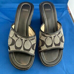 Coach logo platform slides-Size 7.5